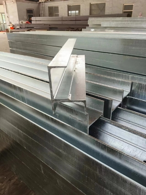 Inserito HDG Sleeper di sostegno per muro angolo di posta angoli 90°