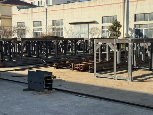 Pallato di struttura in acciaio di supporto per armadi elettrici ad alta resistenza in fondo alla torre del vento